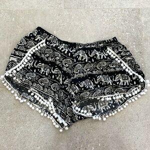 Authentic Thailand Shorts Womens M